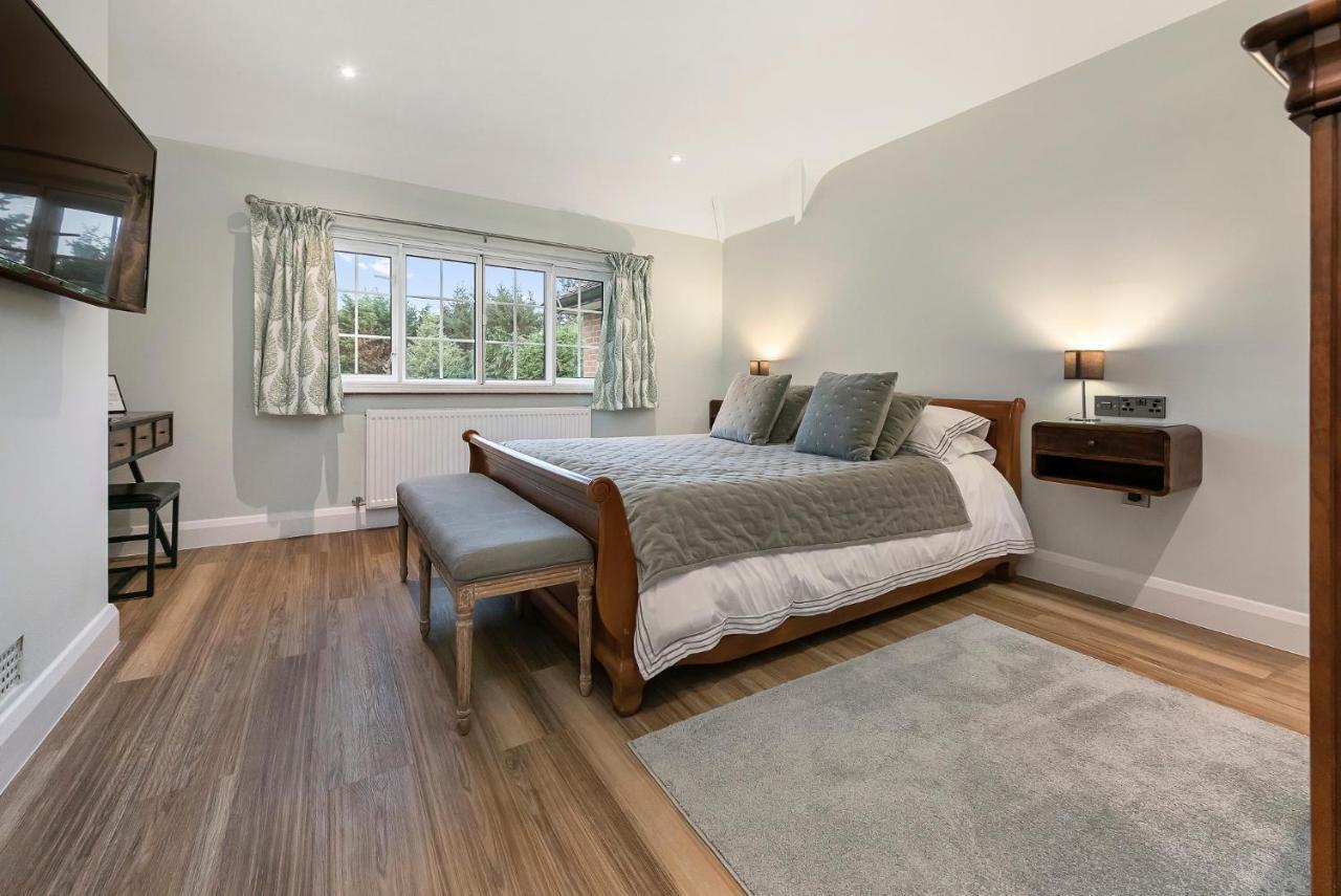 Hotel Westleigh à Ashtead Extérieur photo