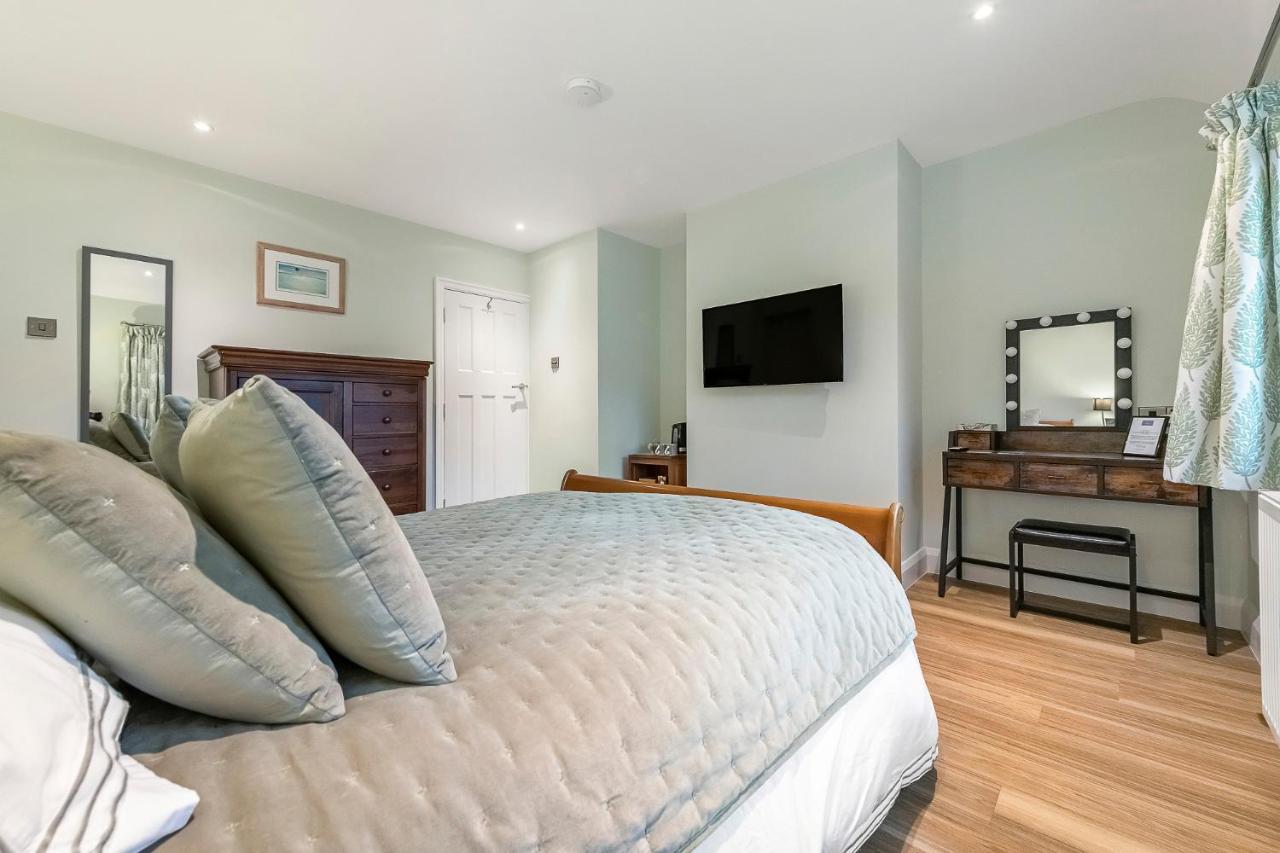 Hotel Westleigh à Ashtead Extérieur photo